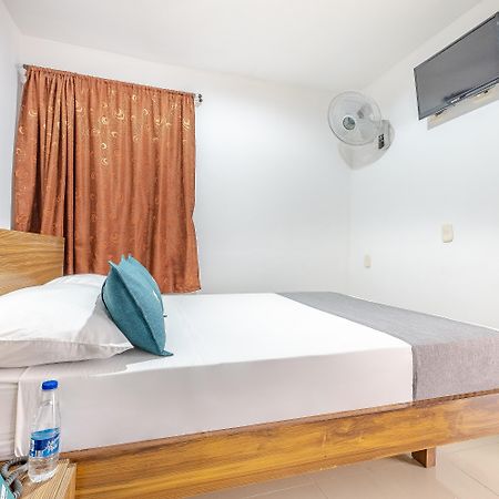 Ayenda 1501 Metropolitana Plaza Hotell Bucaramanga Eksteriør bilde