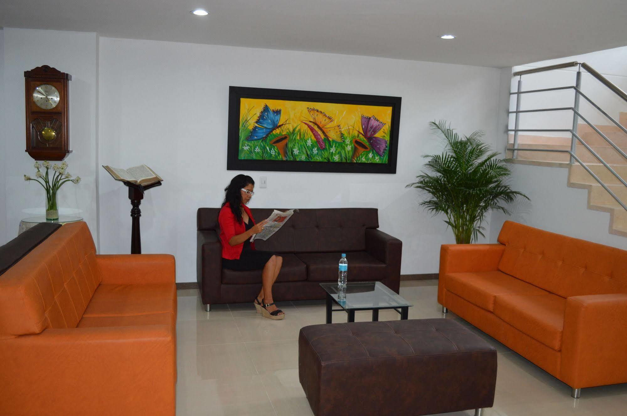 Ayenda 1501 Metropolitana Plaza Hotell Bucaramanga Eksteriør bilde